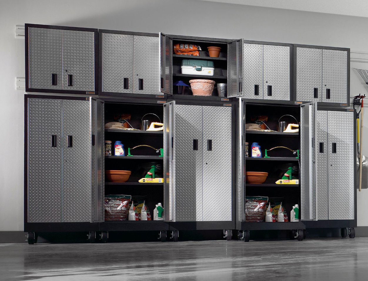 Gladiator Premier Welded Steel Bulk Storage System - Image 2