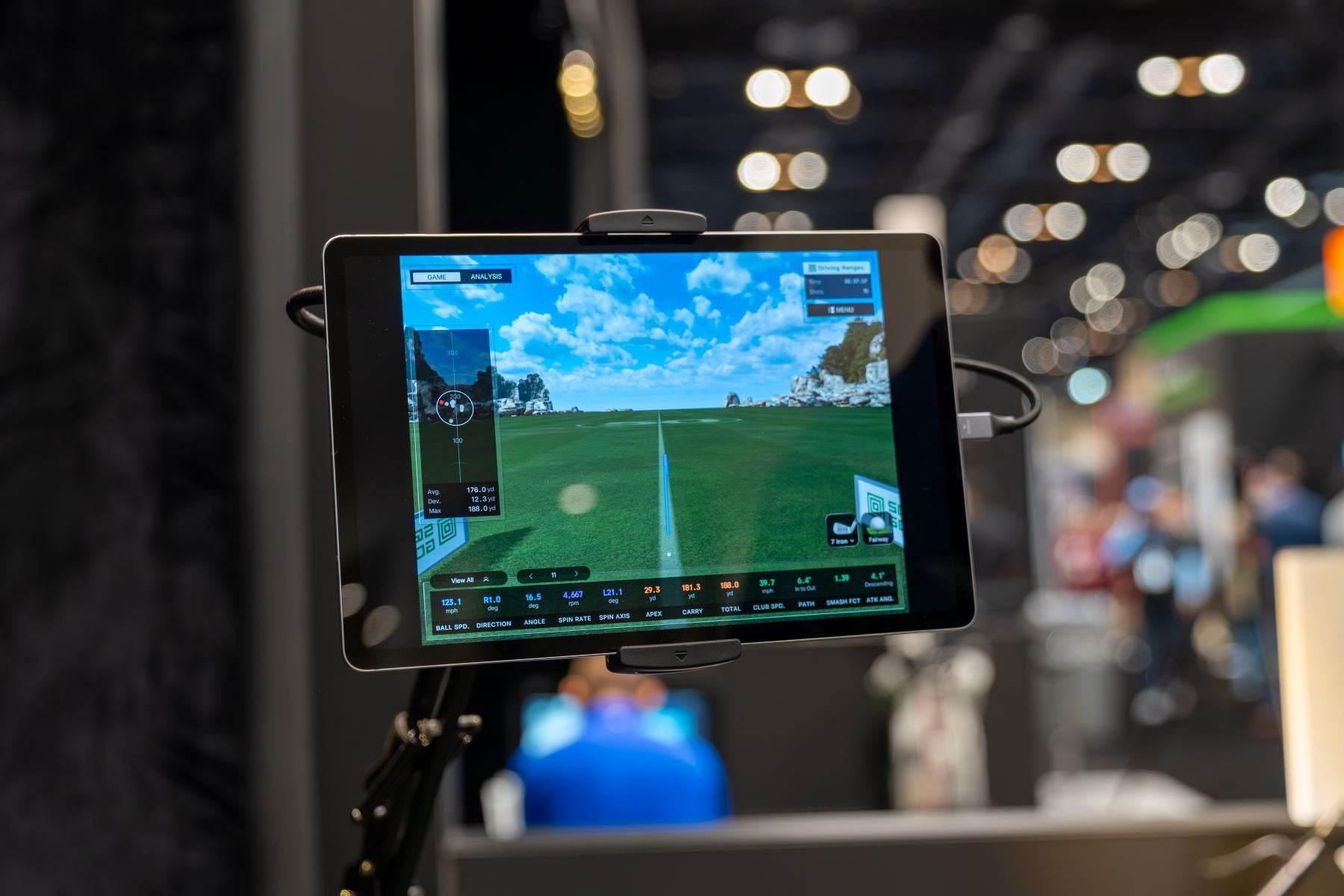 Square Golf Omni Indoor/Outdoor Launch Monitor & Simulator - Image 5