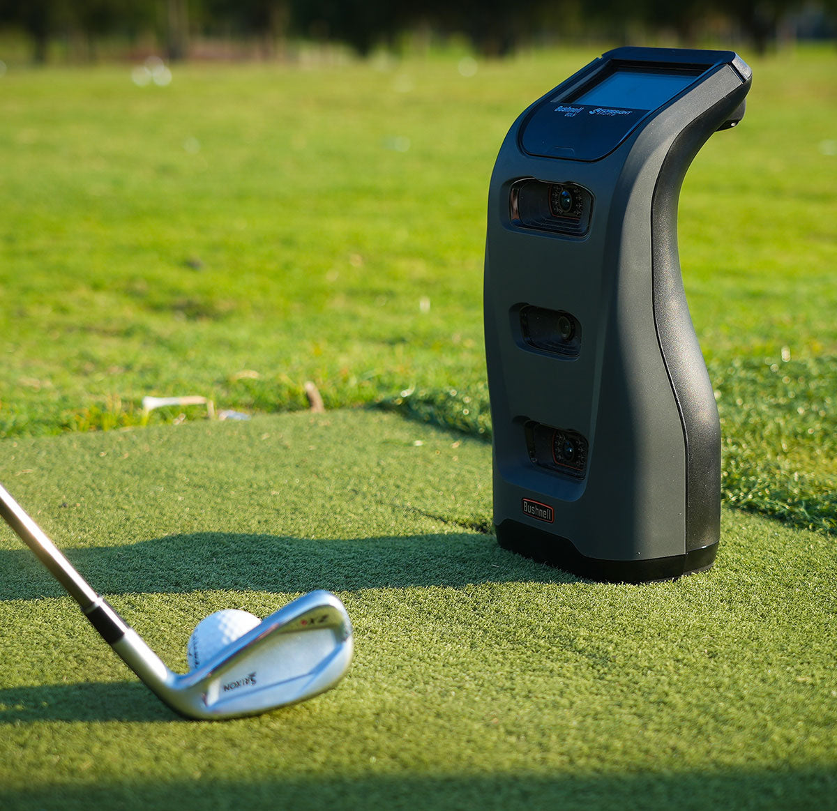 Bushnell Launch Pro Circle B Golf Launch Monitor & Simulator - Image 17